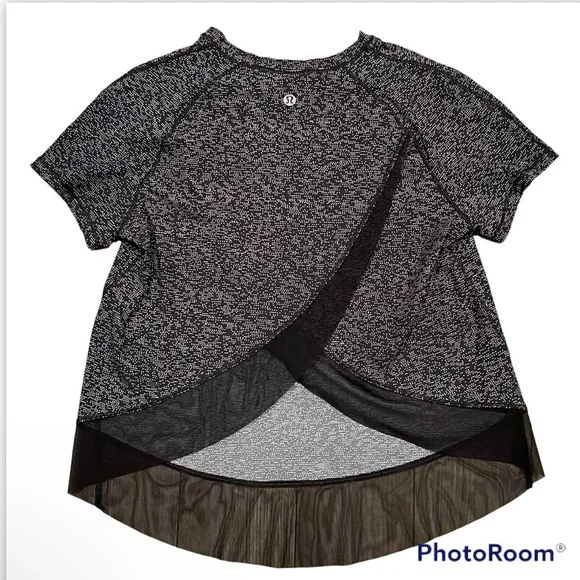 lululemon quick pace short sleeve soundwave white black Preowned great condition - Picture 9 of 10